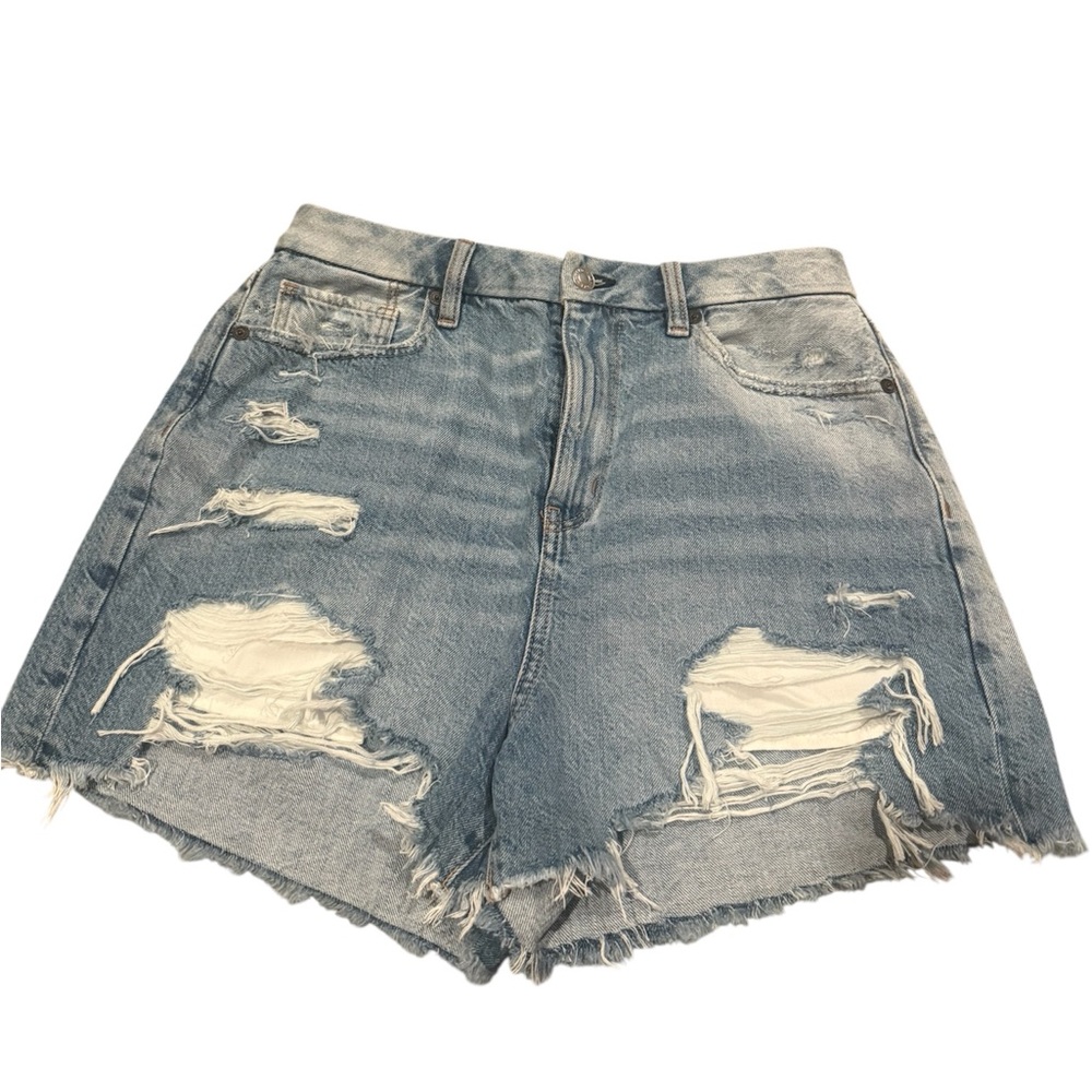 NWT American Eagle Distressed Denim Curvy Mom Shorts Size 6